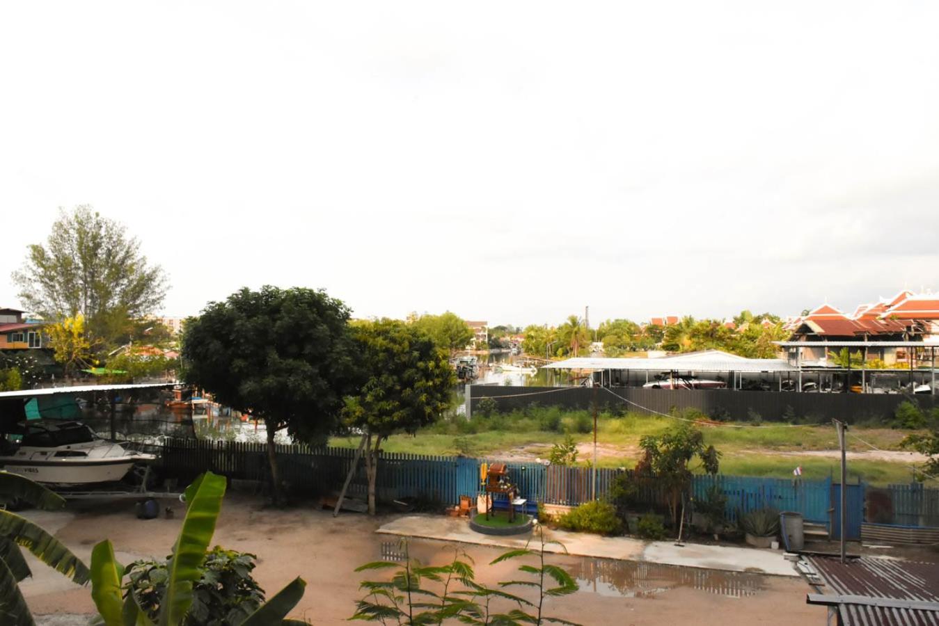 Whale Marina Condominium Na Chom Thian Room photo