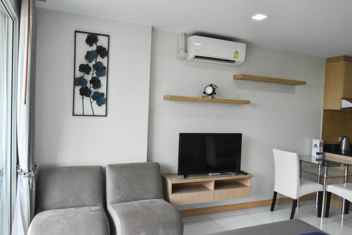 Whale Marina Condominium Na Chom Thian Room photo